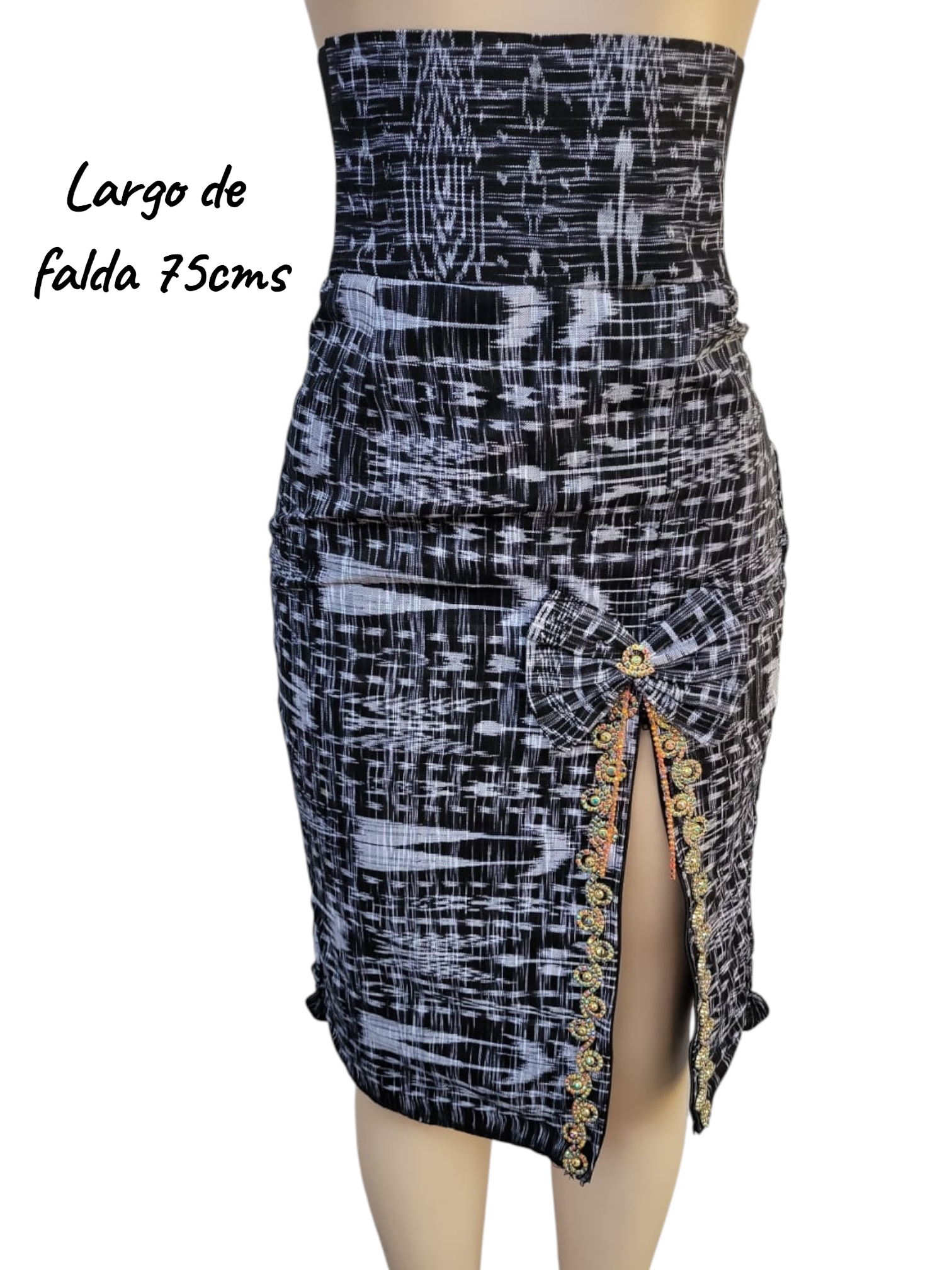 "Dúo Exclusivo: Blusa ARTENSANAL de Hombros Caídos.