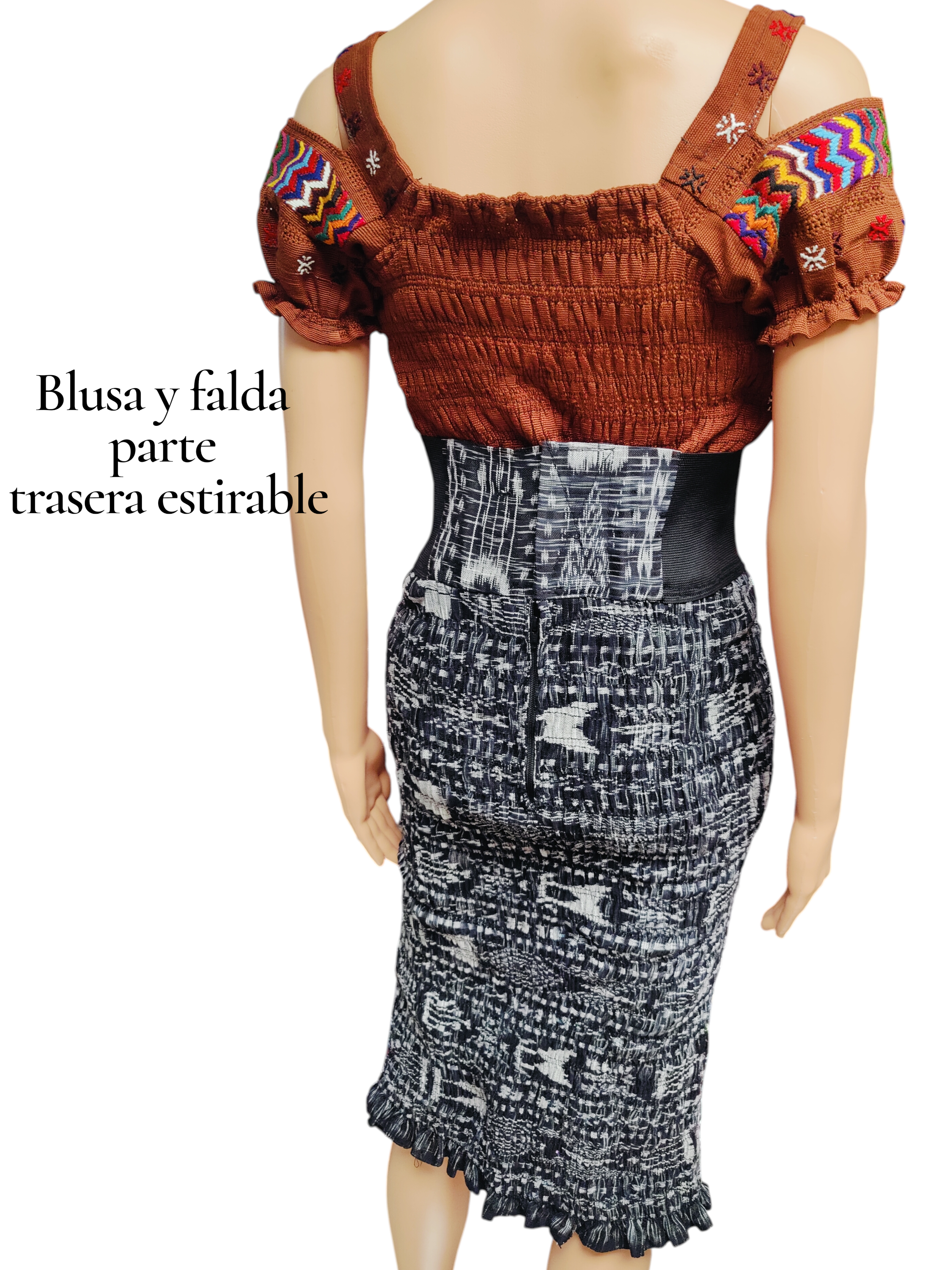 "Dúo Exclusivo: Blusa ARTENSANAL de Hombros Caídos.